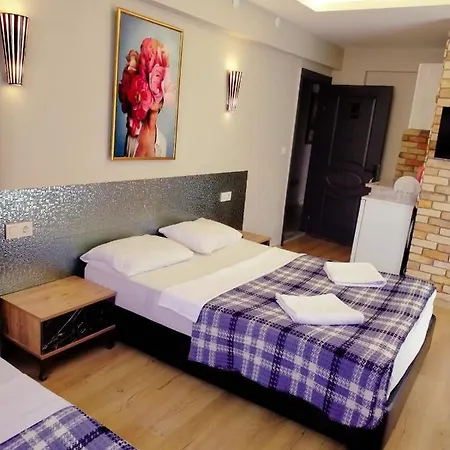 Akdeniz マルマリス