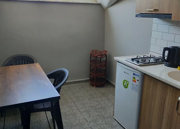 Akdeniz מלון דירות 3*